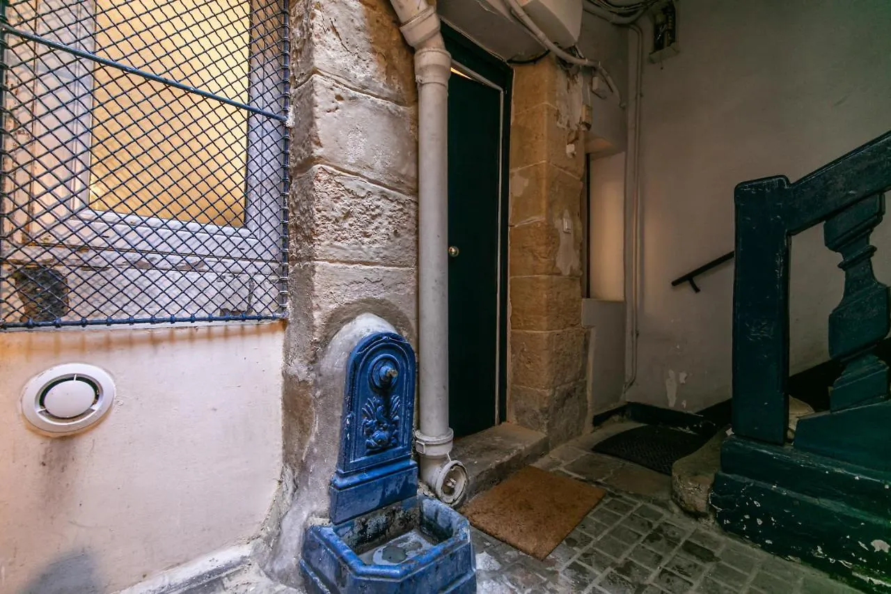 Apartment Mba Splendide Appart Saint-Michel Paris Centre